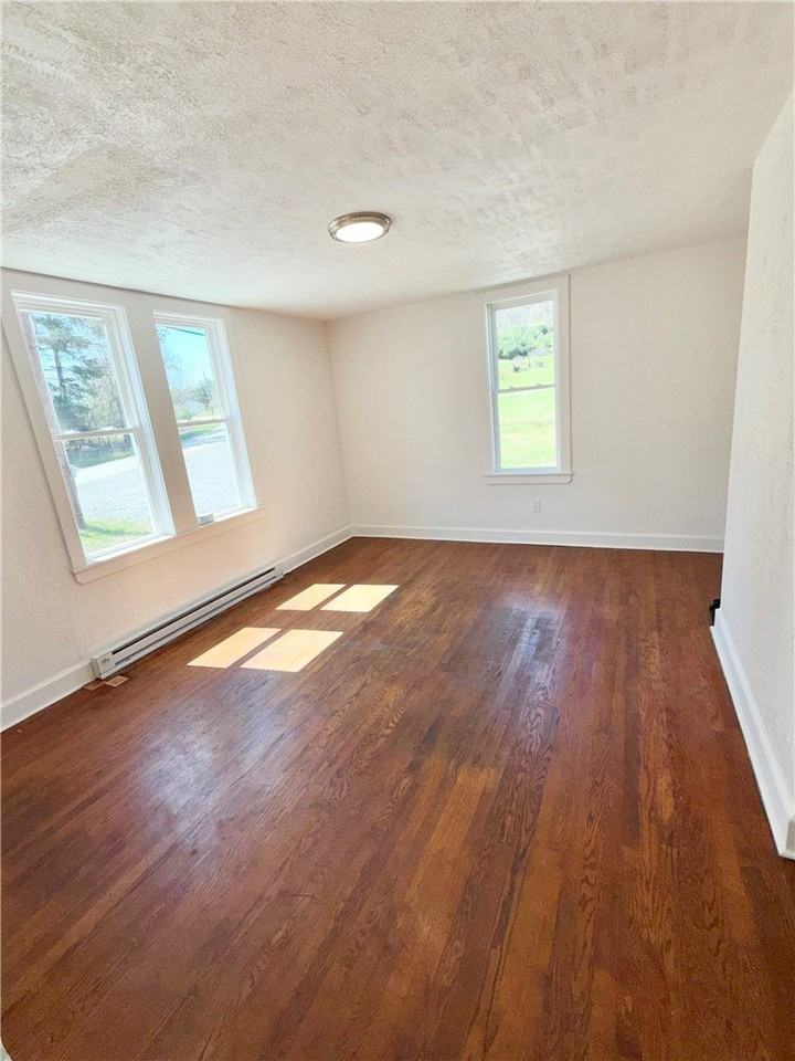 797 Walnut Hill Rd - Photo 7 of 13