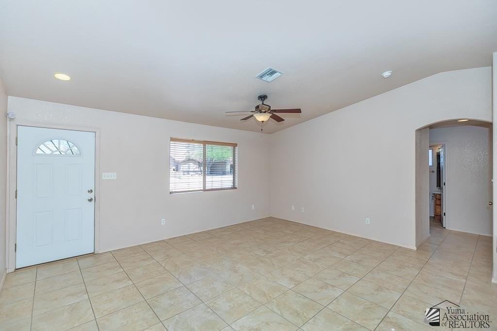 11149 E 26th St - Photo 3 of 21