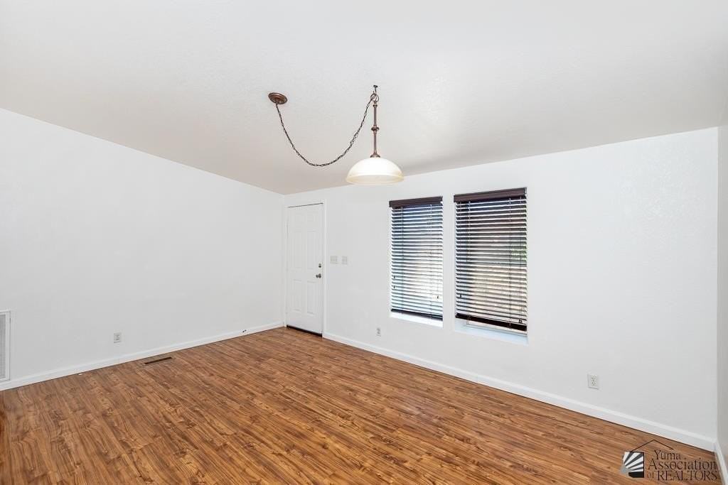 10439 E 37th St - Photo 3 of 19