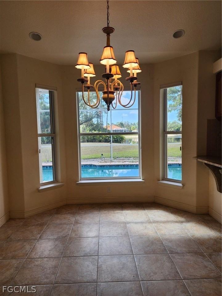 25211 Roland Ln - Photo 5 of 17