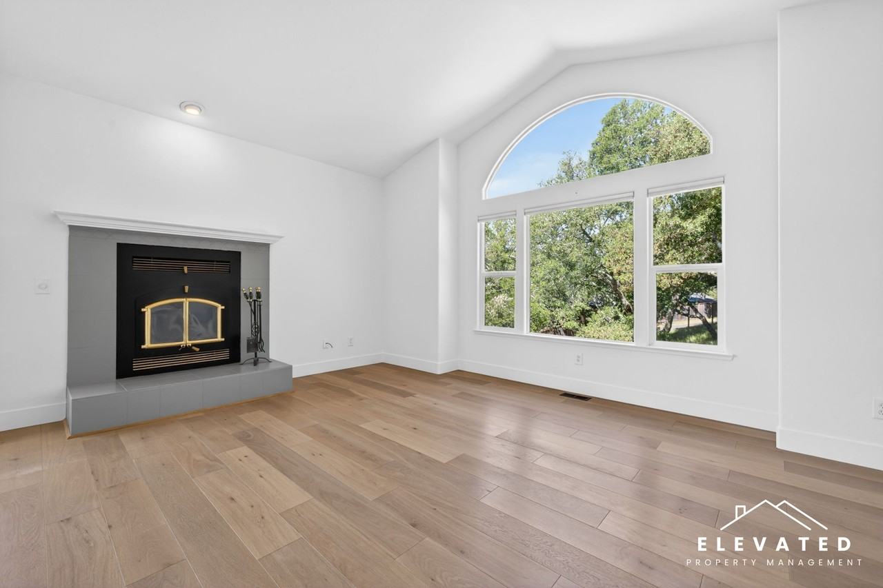 9400 Chalk Hill Rd #1 - Photo 5 of 50