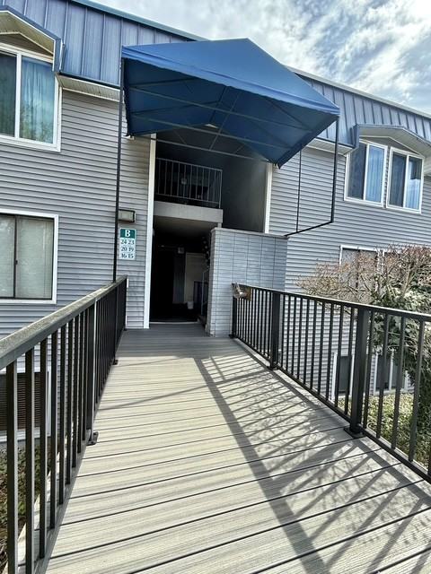 924 Shorewood Dr #B16 - Photo 2 of 21