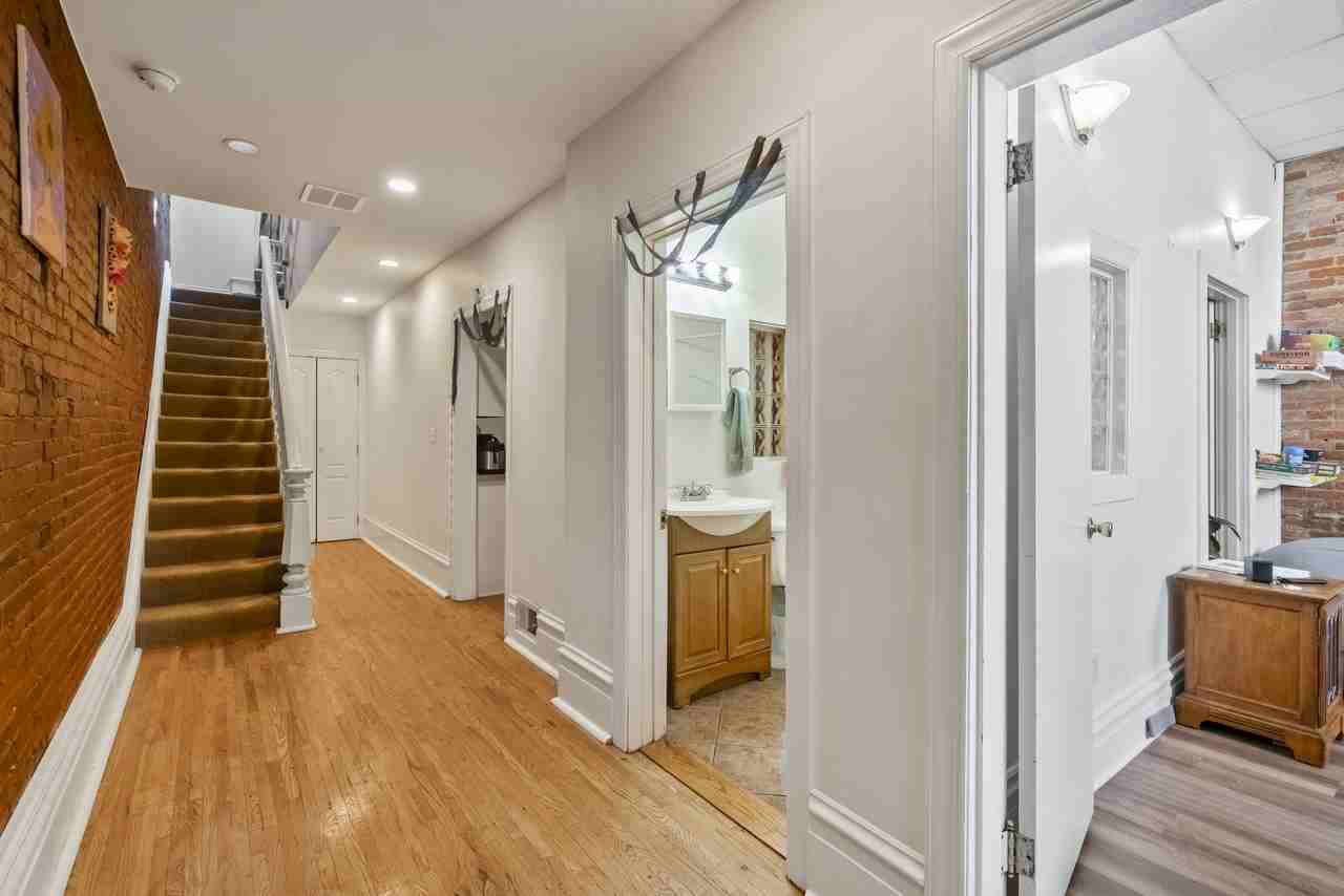 2120 E Carson St #1 - Photo 2 of 26