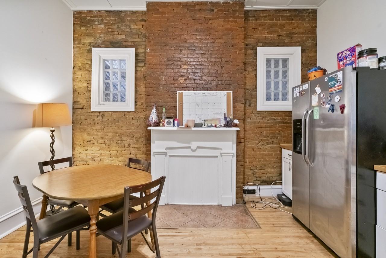 2120 E Carson St #1 - Photo 4 of 26