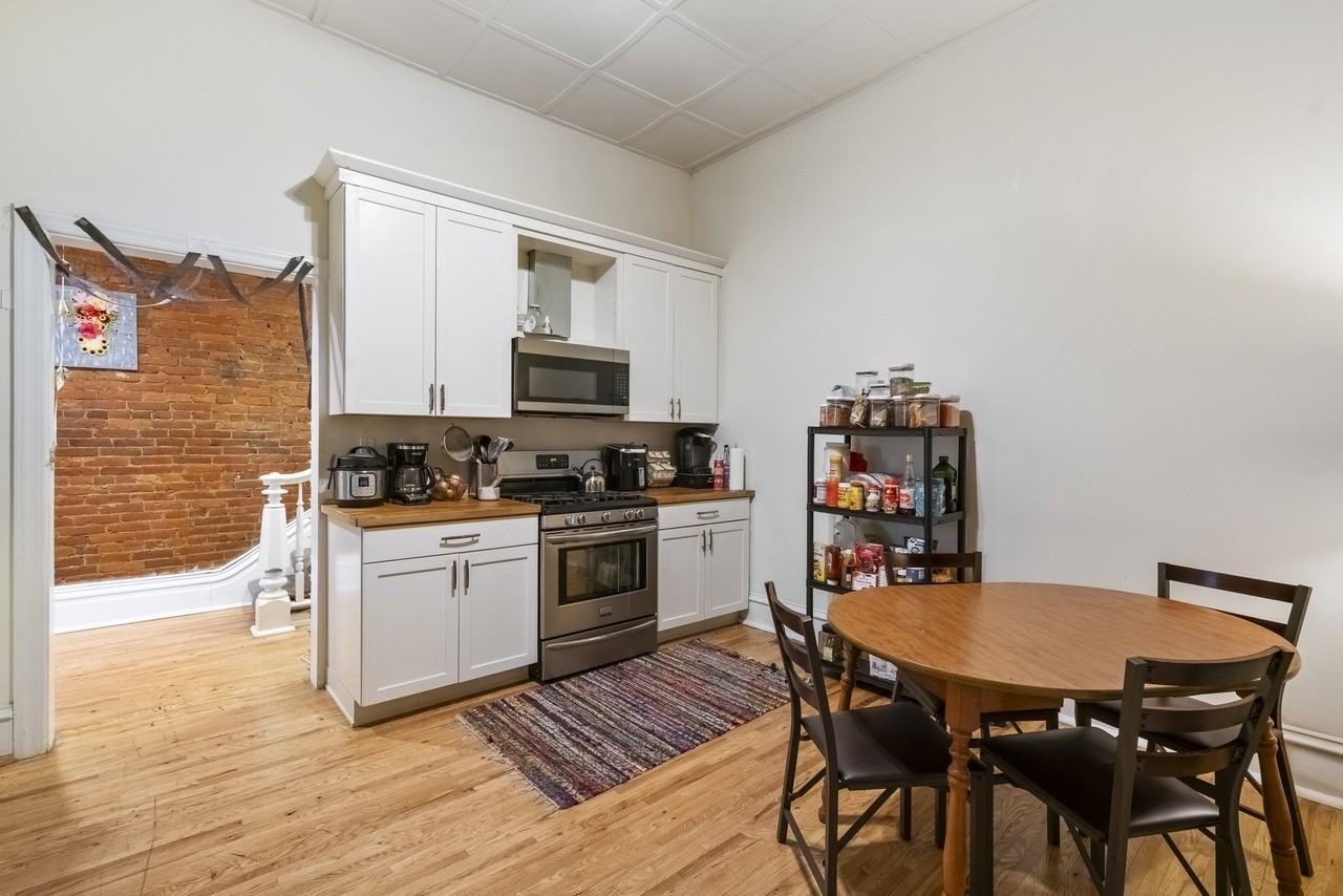 2120 E Carson St #1 - Photo 7 of 26