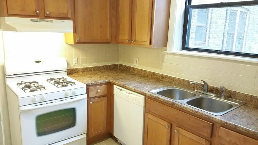 W Seward St - Photo 6 of 10