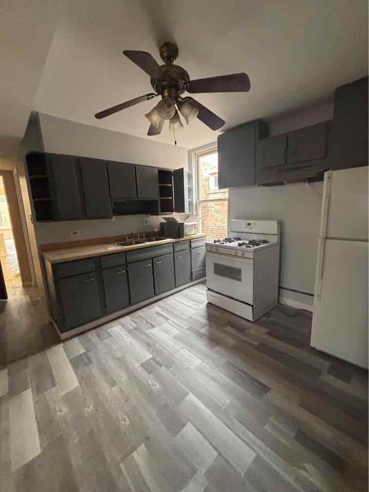 3617 N Troy St - Photo 4 of 7