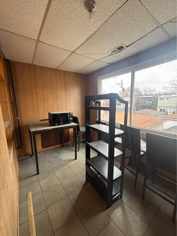 3617 N Troy St - Photo 7 of 7