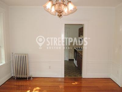 90 Maple St - Photo 6 of 10