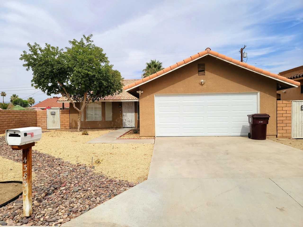 43830 Buena Cir - Photo 2 of 21