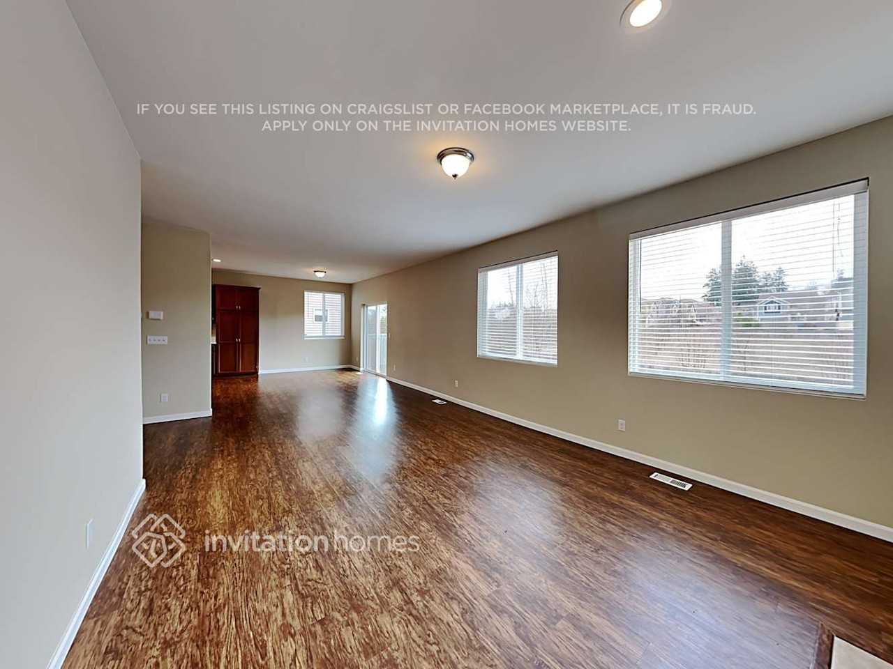 19106 19th Avenue Ct E - Photo 4 of 20