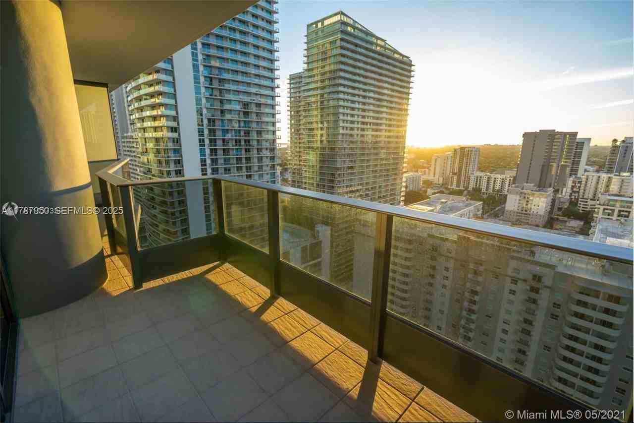 1000 Brickell Plaza #2706 - Photo 4 of 26
