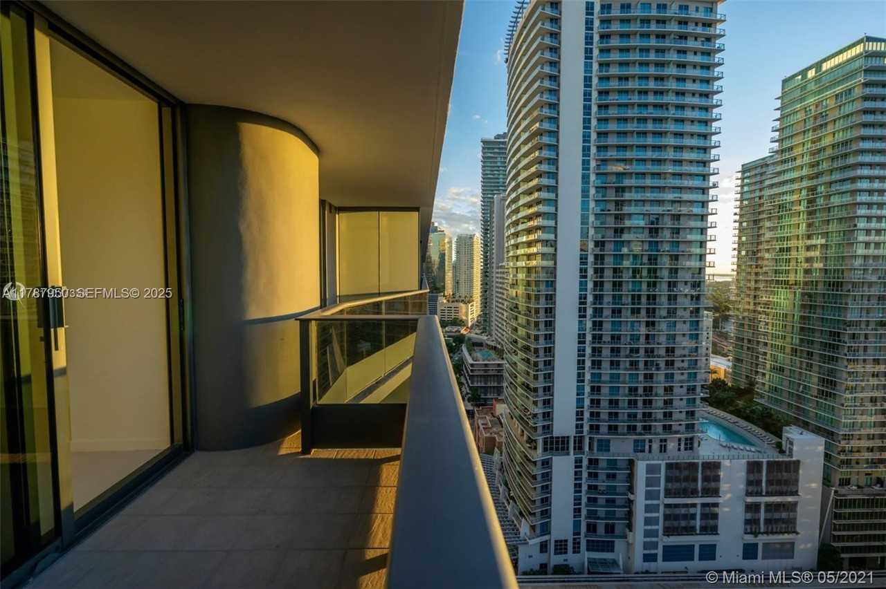1000 Brickell Plaza #2706 - Photo 5 of 26