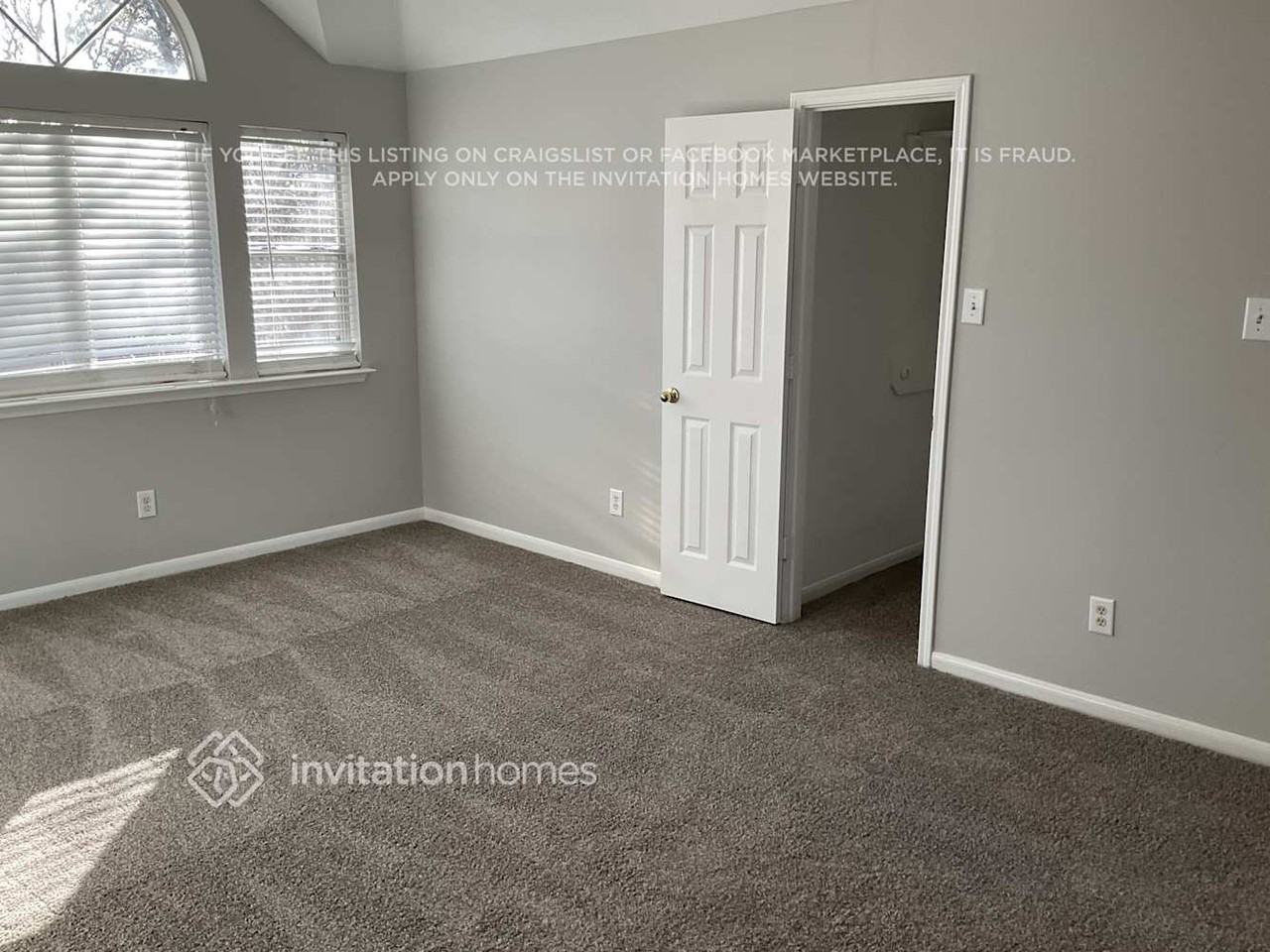 3423 La Seine Ln - Photo 7 of 11