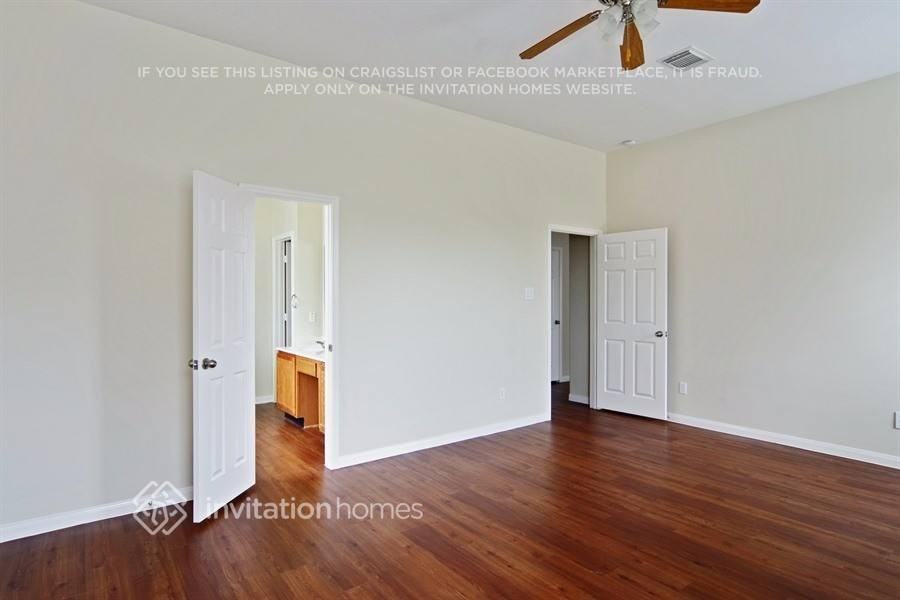 3807 Liberty Square Trl - Photo 7 of 20