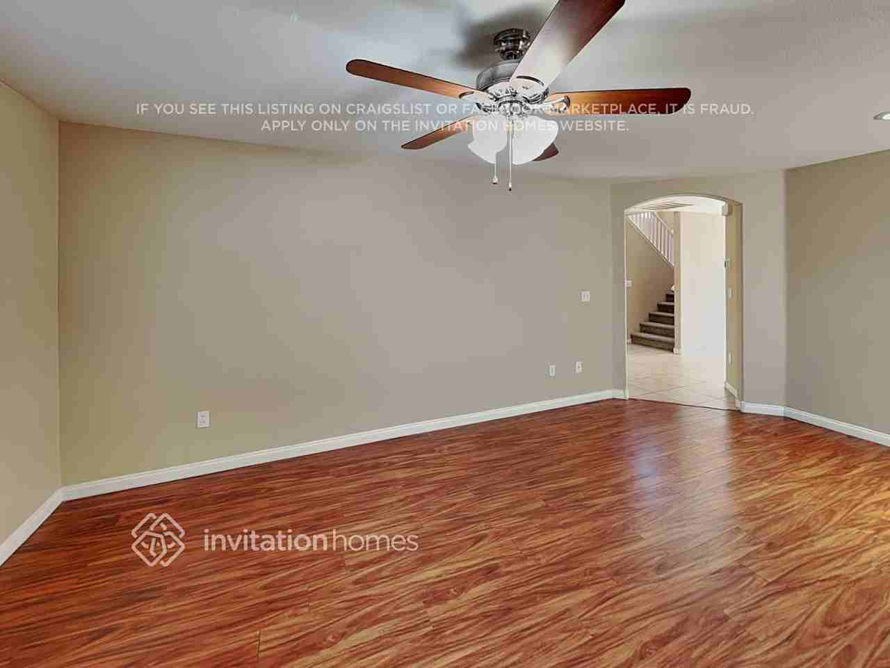 9180 Giardino Villa St - Photo 5 of 20