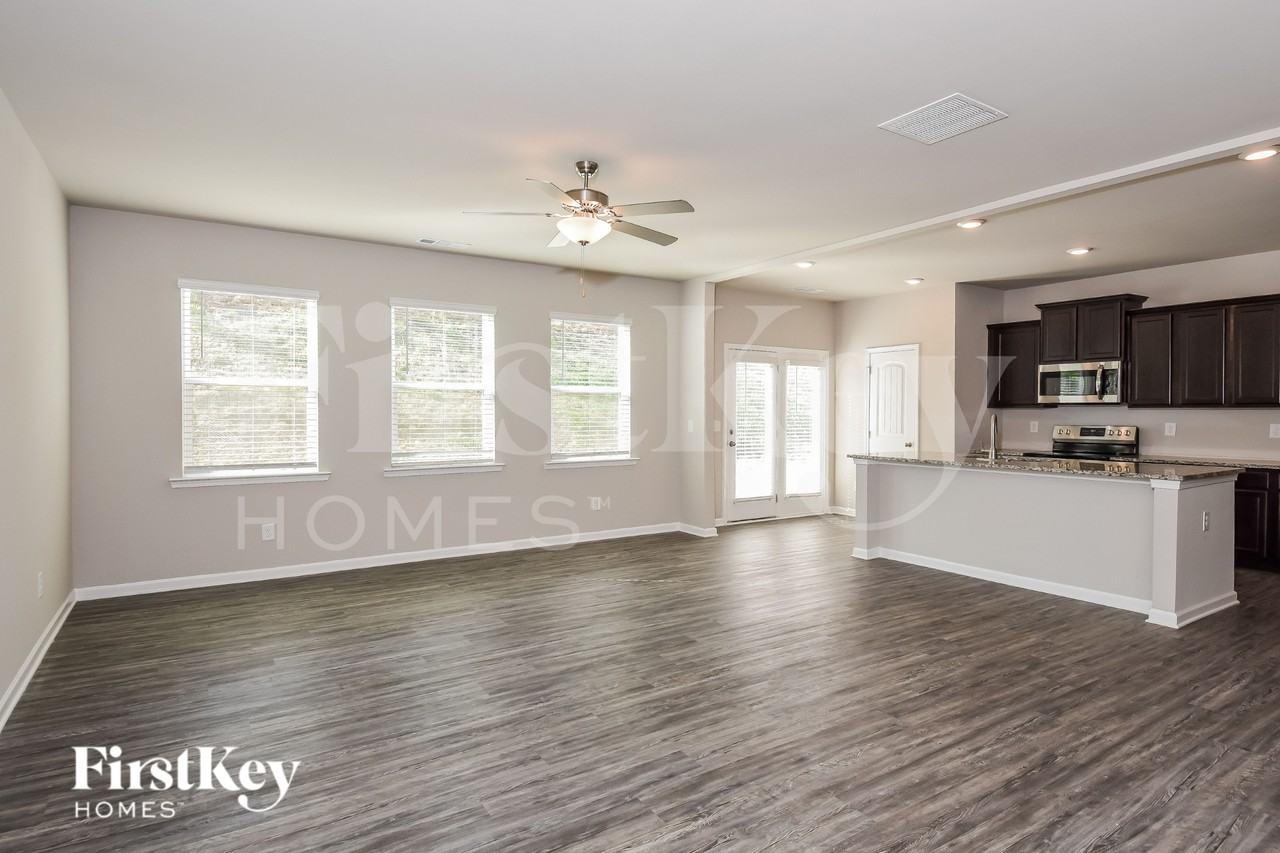 4954 Hillstone Dr - Photo 4 of 16