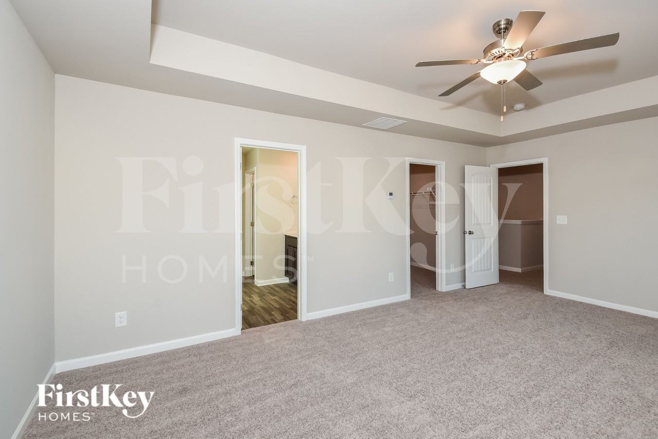 4954 Hillstone Dr - Photo 7 of 16