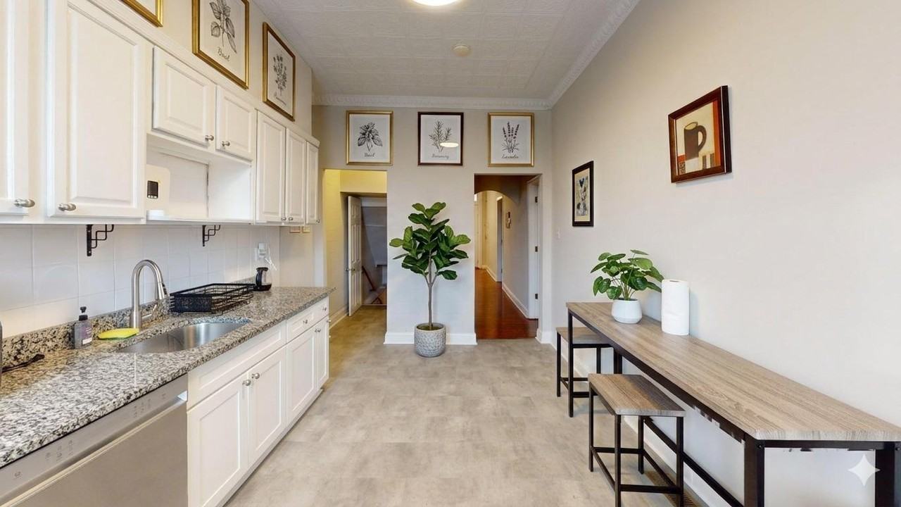 Arunah Ave - Photo 6 of 14