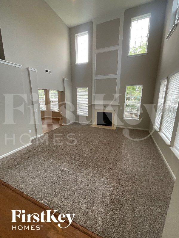 206 Sabal Palmetto Ct - Photo 3 of 10