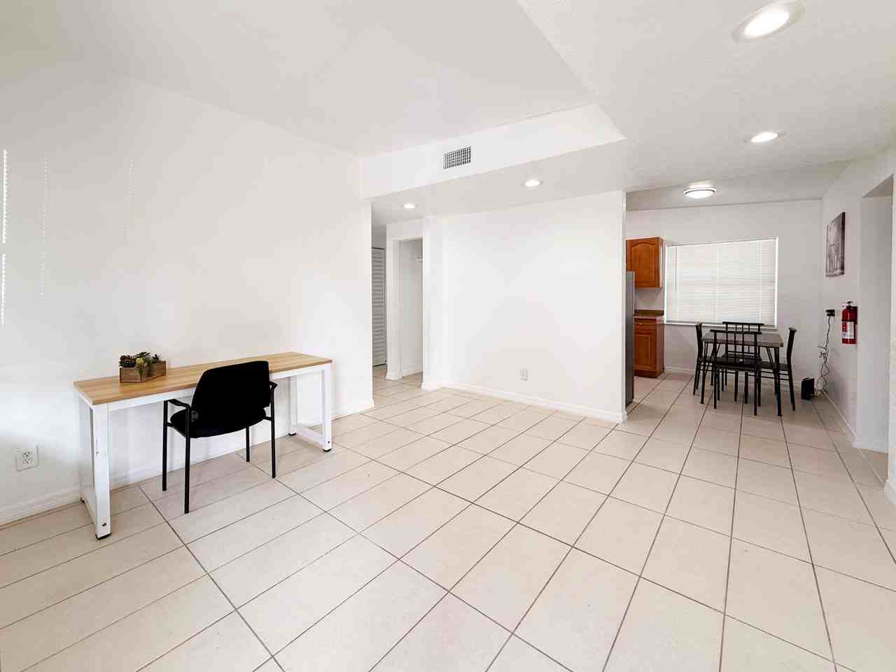 Briarwood Rd - Photo 5 of 13