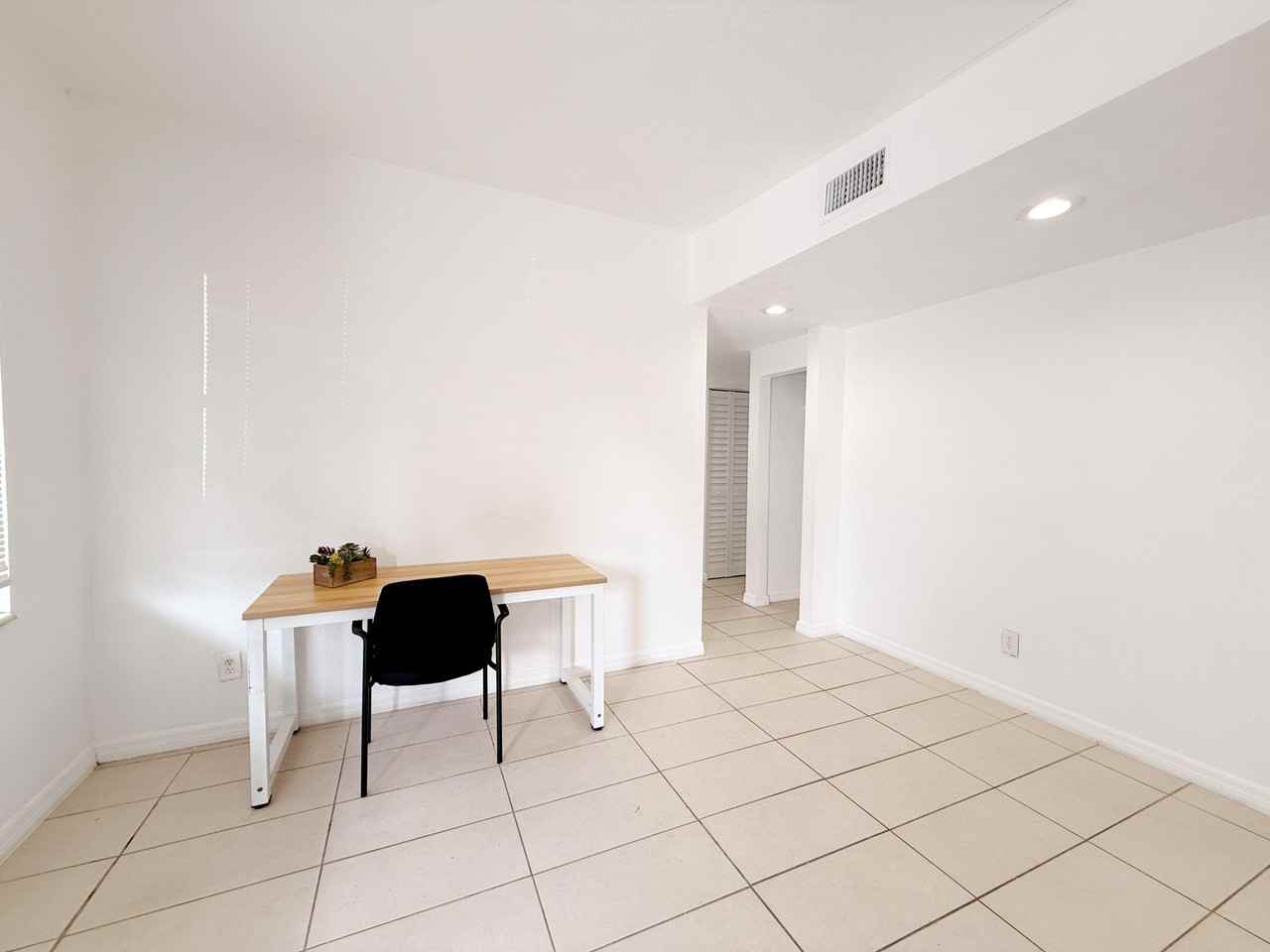 Briarwood Rd - Photo 6 of 13