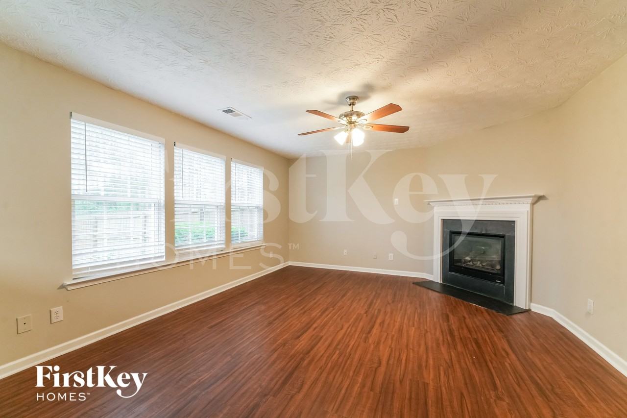 276 Weatherstone Pointe Dr - Photo 3 of 15