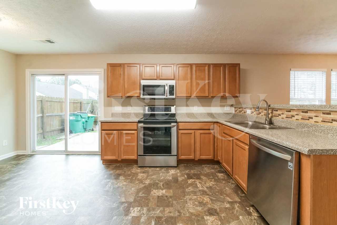 276 Weatherstone Pointe Dr - Photo 5 of 15