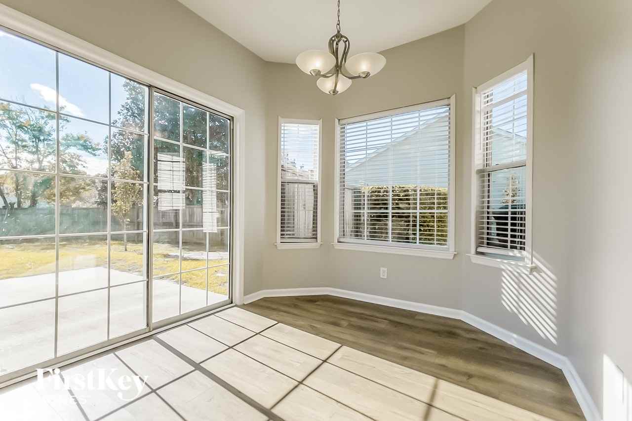 118 Hearthstone Cir - Photo 5 of 15