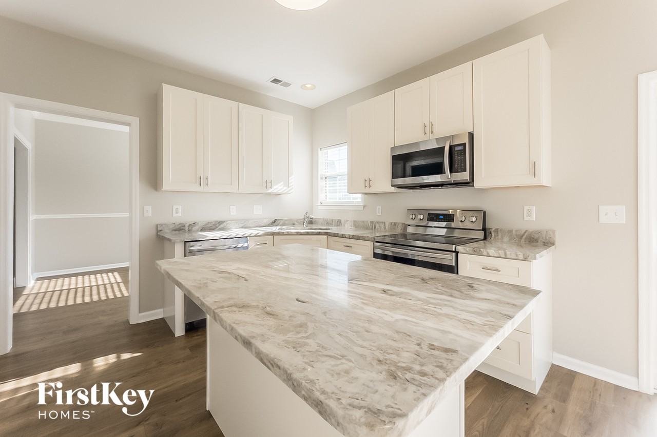 118 Hearthstone Cir - Photo 6 of 15