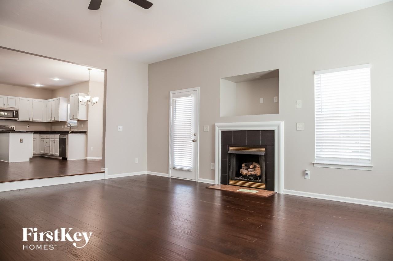 12619 William Walker Ct - Photo 3 of 14