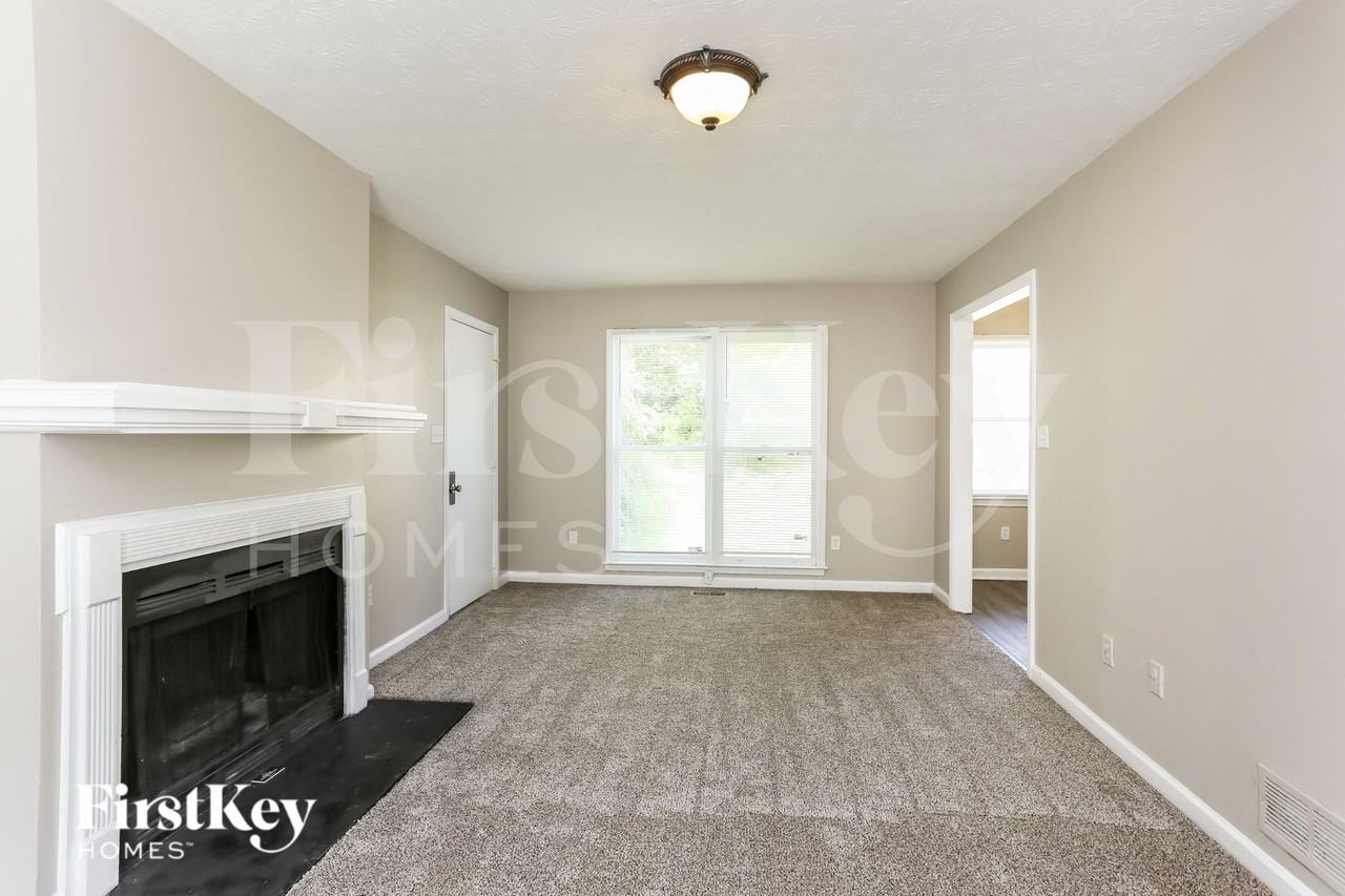 4923 Autumn Cir - Photo 3 of 19
