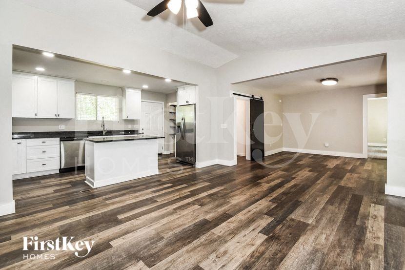 595 School Rd - Photo 2 of 15