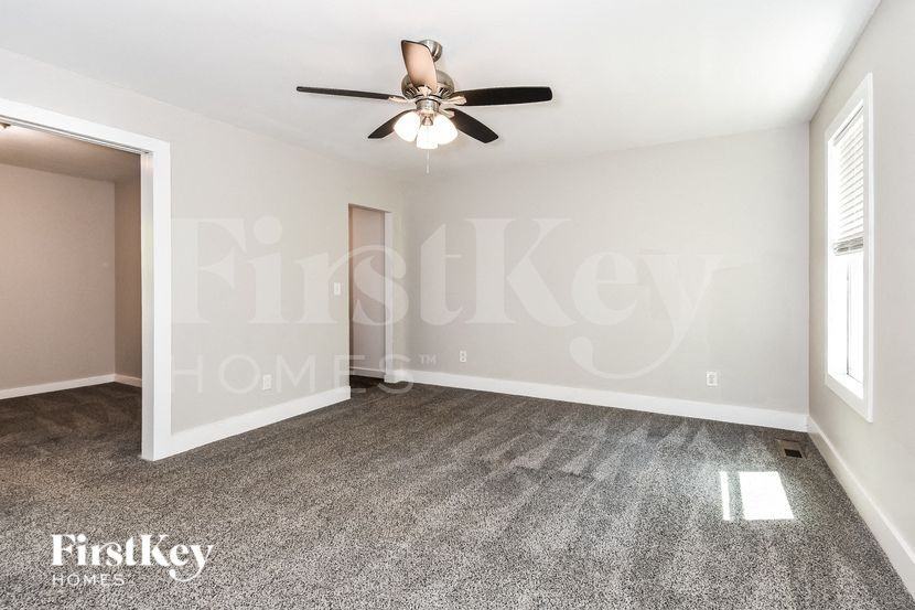 595 School Rd - Photo 7 of 15