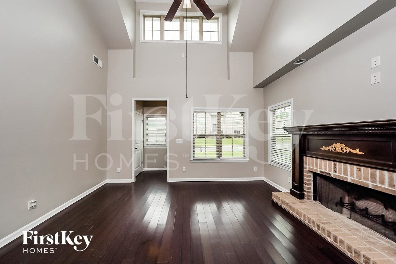 345 Deer Creek Way - Photo 2 of 15