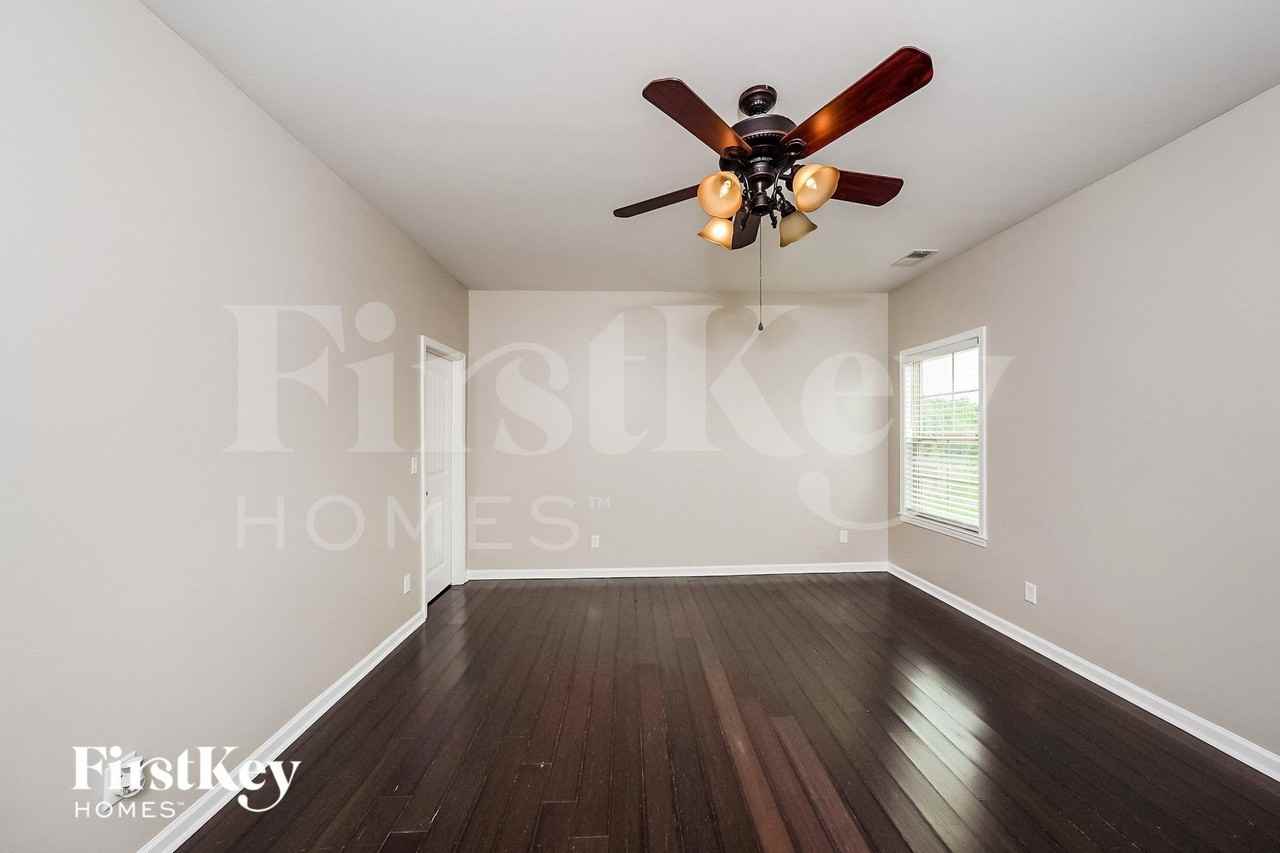 345 Deer Creek Way - Photo 7 of 15