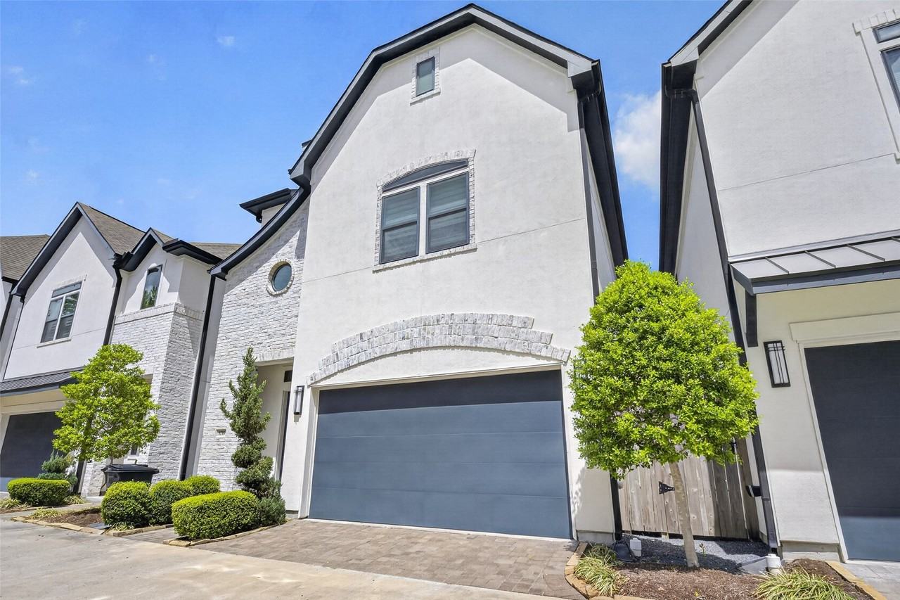 1735 Moritz Dr - Photo 2 of 30