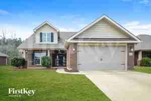 featured image of 460 River Crest Dr N