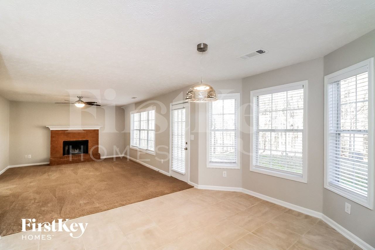 640 Alcovy Springs Dr - Photo 6 of 16