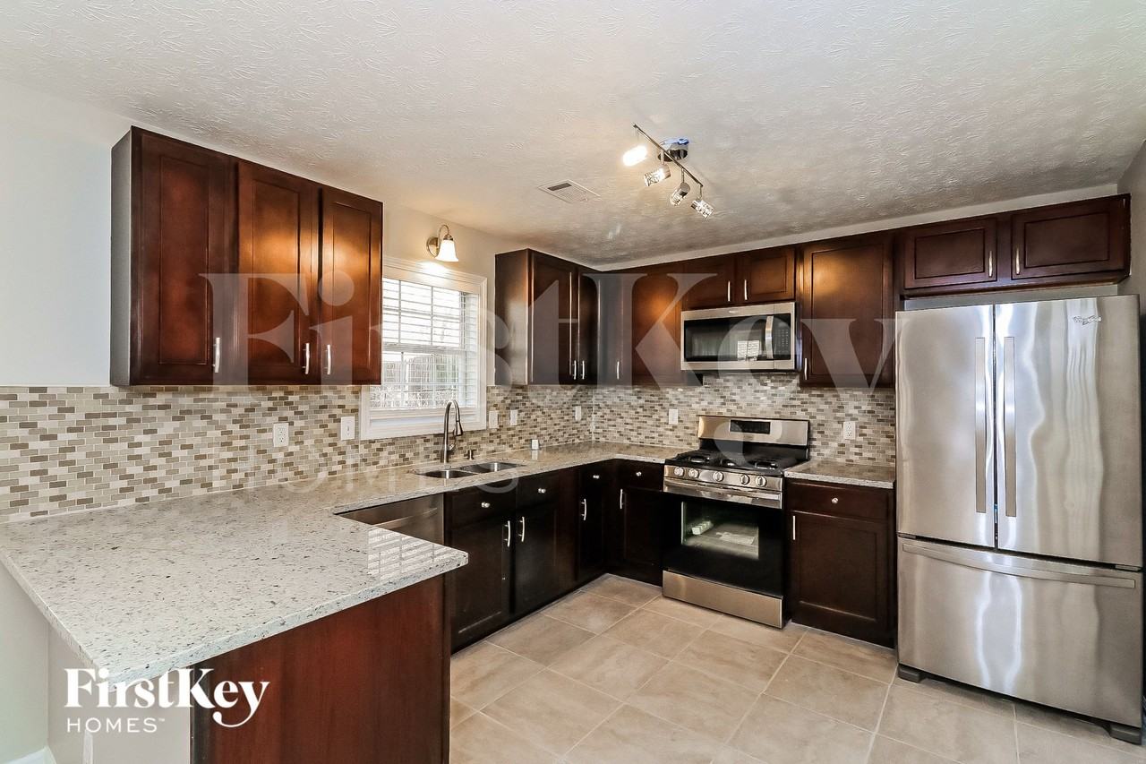 640 Alcovy Springs Dr - Photo 7 of 16