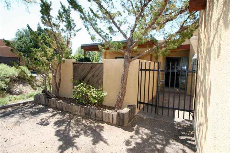 830 Live Oak Road NE E - Photo 2 of 25