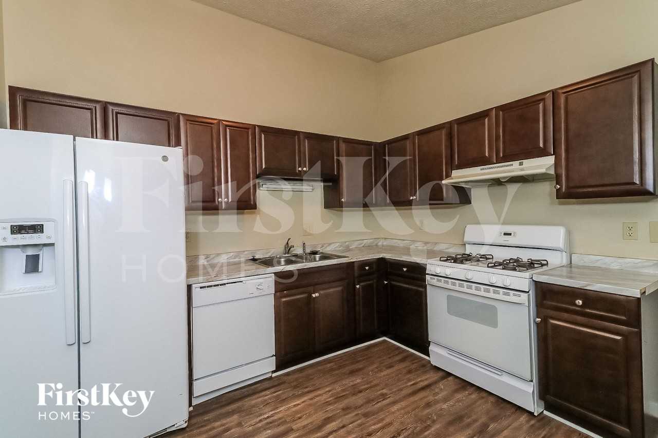 611 Paden Mill Trl - Photo 7 of 15