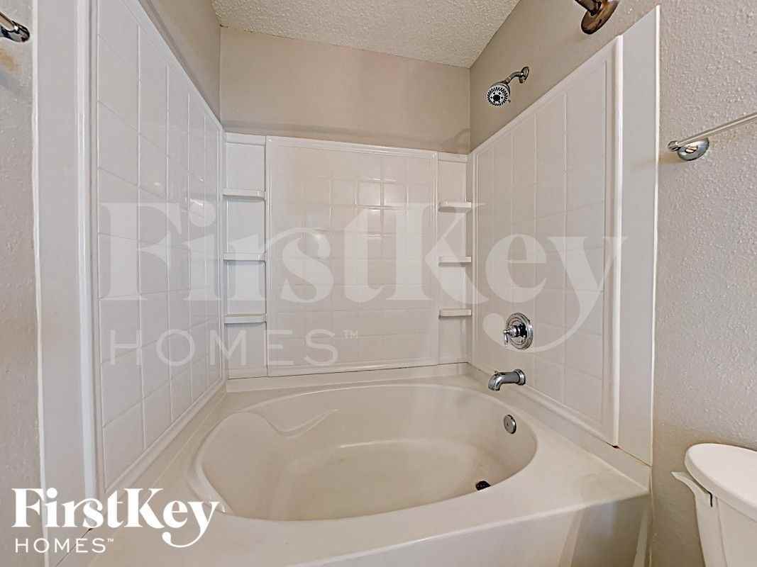 4234 Kellybrook Dr - Photo 7 of 17