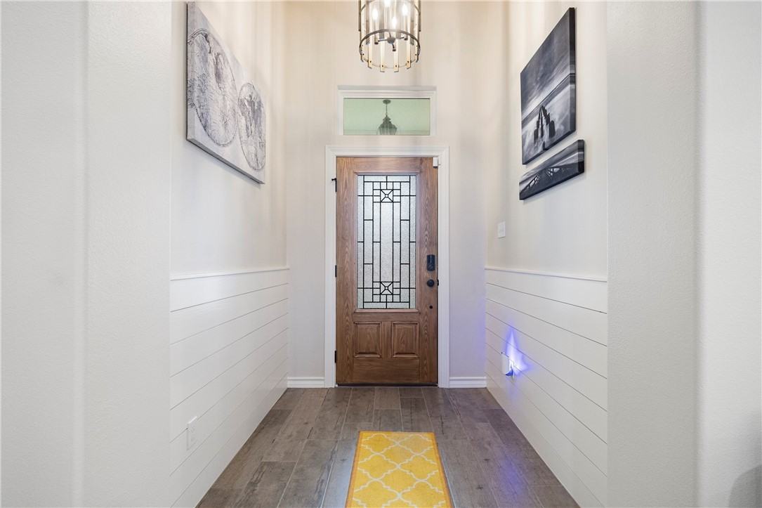 105 John Russell - Photo 4 of 24