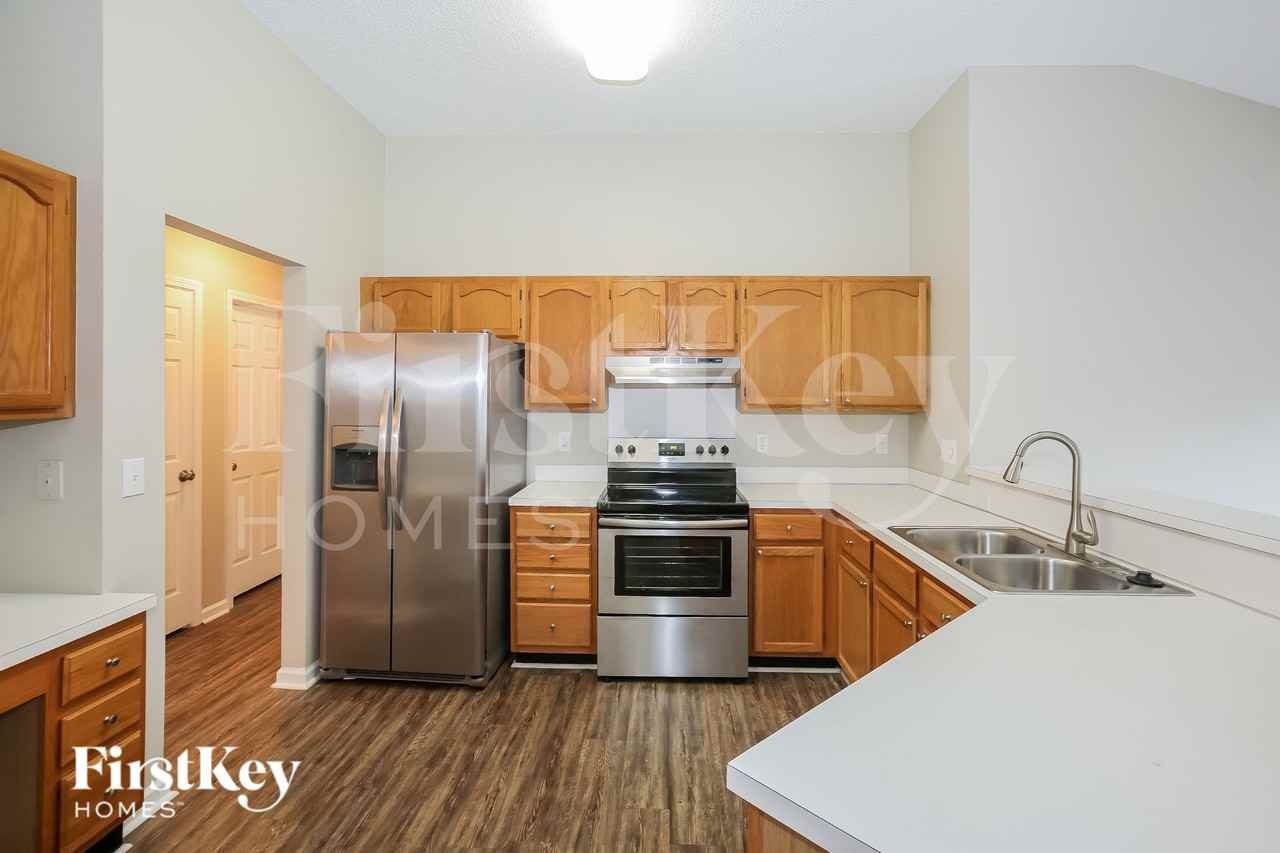 3516 Mayhurst Dr - Photo 6 of 16