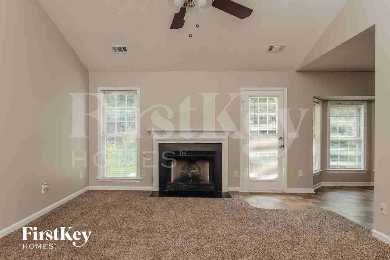 3508 Bent Trace Dr - Photo 2 of 15