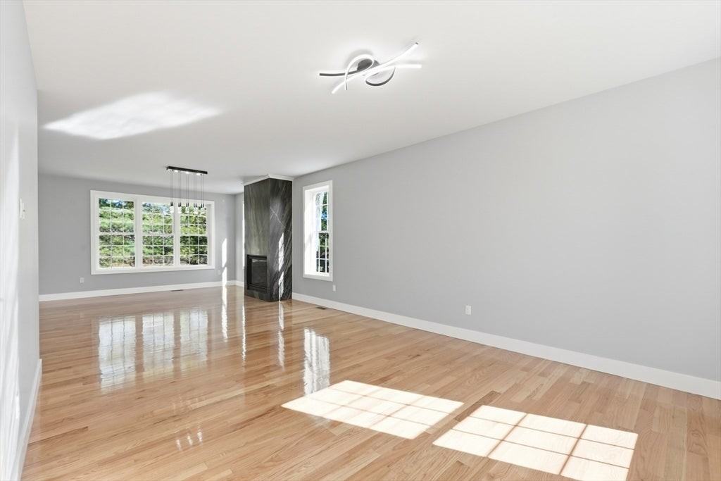 4 Barrows Rd - Photo 7 of 26