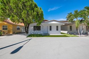 1283 W 42nd St - Photo 1 of 1