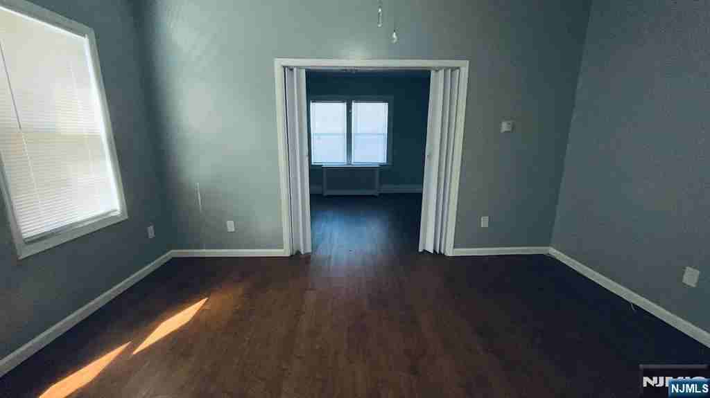 254 Belgrove Dr ##2r - Photo 7 of 12