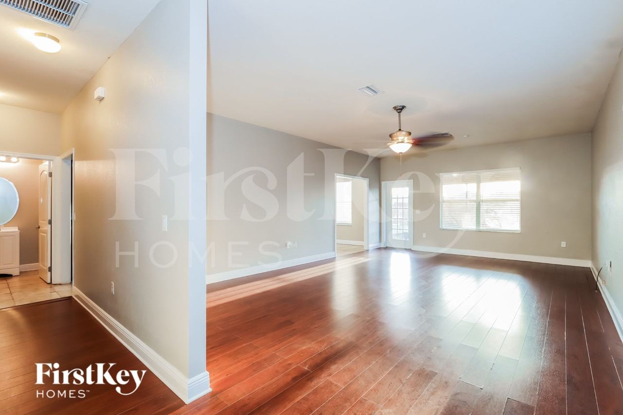 14437 Barley Field Dr - Photo 4 of 18